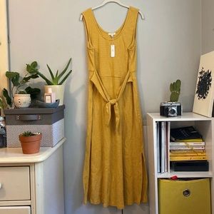 Charming Charlie midi dress